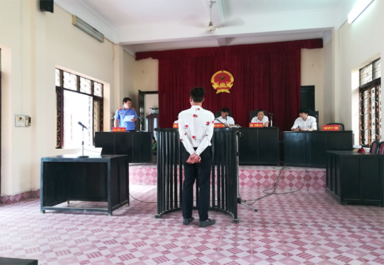 Toàn cảnh phiên tòa xét xử vụ án Nịnh Văn Quân”trộm cắp tài sản” huyện Ba Chẽ.