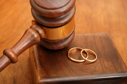Kết hôn trái pháp luật – hậu xử thế nào?