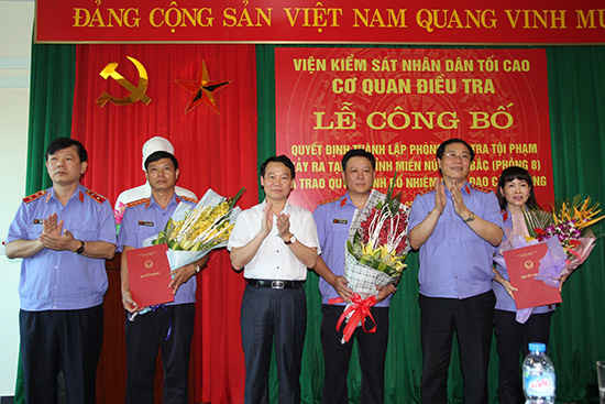Đồng chí Nguyễn Hải Phong – Phó Viện trưởng Thường trực VKSNDTC dự và trao các quyết định bổ nhiệm.