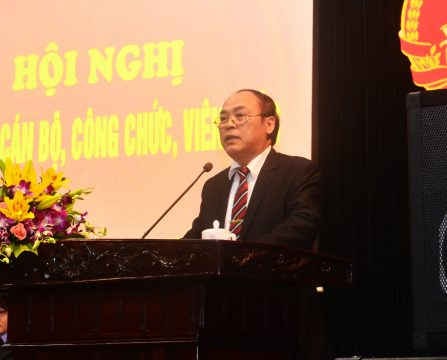 Đồng chí Đào Văn Ngọc, Phó chủ tịch công đoàn viên chức Việt Nam phát biểu tại Hội nghị