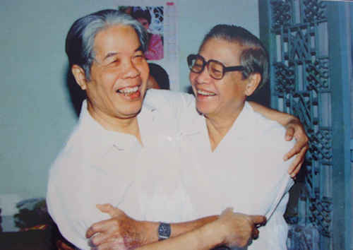 Tổng bí thư Đỗ Mười (trái) và Thủ tướng Võ Văn Kiệt. Ảnh tư liệu