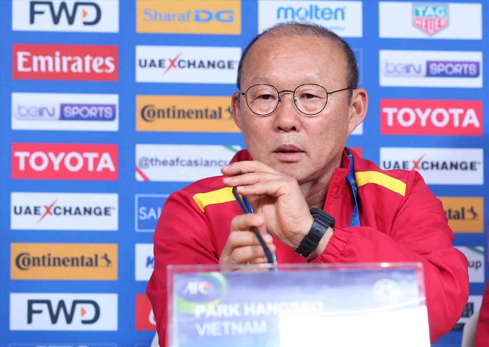 HLV Park Hang-seo thừa nhận ĐT Việt Nam sẽ gặp không ít khó khăn trước đối thủ Jordan. Ảnh: VFF