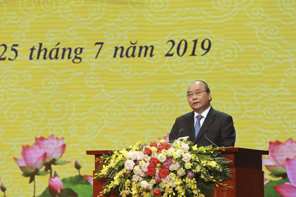 Thủ tướng Chính phủ Nguyễn Xuân Phúc phát biểu tại chương trình. Ảnh Trần Vương.