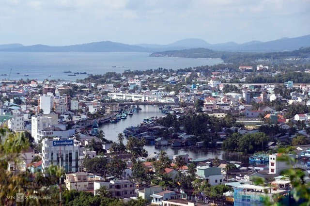 Đảo Phú Quốc là khu kinh tế ven biển duy nhất hiện nay đủ điều kiện miễn thị thực cho người nước ngoài. Ảnh: Hữu Khoa