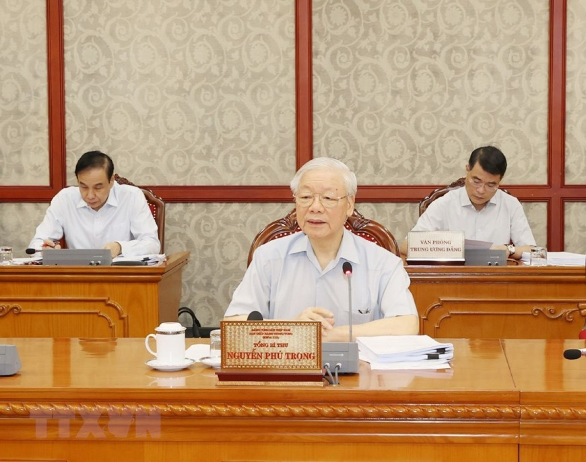 Tổng Bí thư Nguyễn Phú Trọng chủ trì cuộc họp của Bộ Chính trị. (Ảnh: TTXVN)