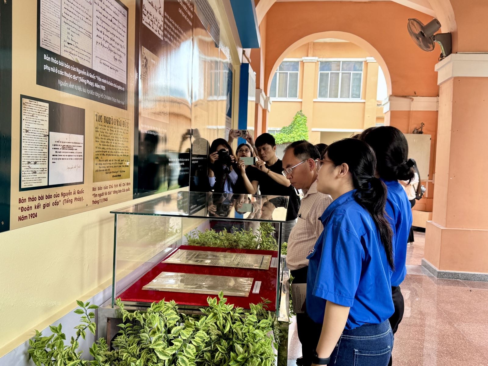 Chú thích ảnh