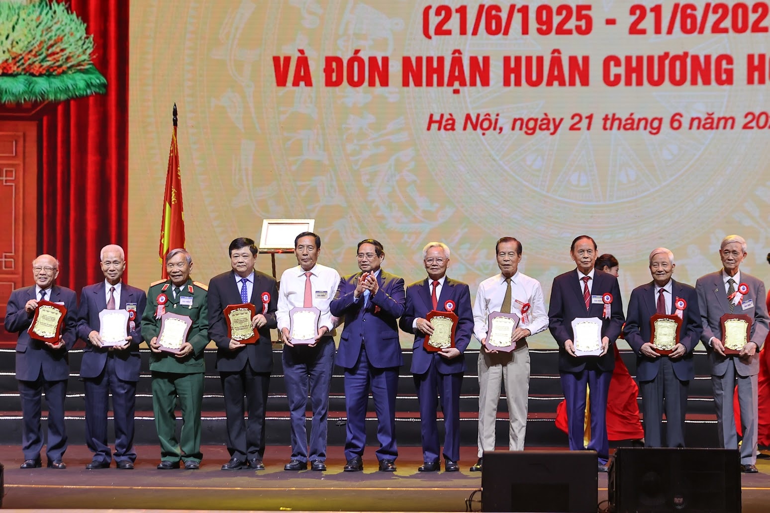 TỔNG THUẬT: Kỷ niệm trọng thể 100 năm ngày Báo chí cách mạng Việt Nam- Ảnh 10.