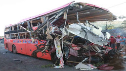 Viện trưởng VKSND tỉnh Gia Lai trực tiếp chỉ đạo công tác khám nghiệm hiện trường vụ tai nạn thảm khốc