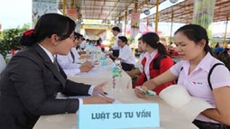 Bổ sung 05 đối tượng không được làm người bào chữa