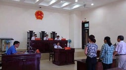 Thời hạn nào để đương sự giao nộp tài liệu, chứng cứ?