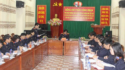 Đồng chí Trần Công Phàn, Phó Viện trưởng VKSNDTC làm việc tại VKSND tỉnh Hà Giang