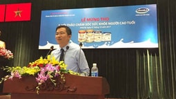 VINAMILK đồng hành tổ chức lễ mừng thọ và chăm sóc sức khỏe cho gần 1.000 người cao tuổi