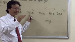 Người bắc nhịp cầu ngôn ngữ