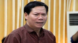 Vụ chạy thận nhân tạo làm 8 người tử vong: Cách chức Giám đốc Bệnh viện Đa khoa tỉnh Hòa Bình