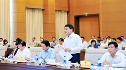 Chậm xử lý sai phạm nhà 8B Lê Trực: Chủ tịch Hà Nội nhận trách nhiệm