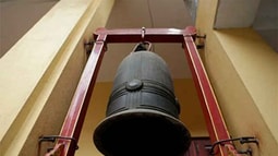 Hà Nội khẳng định không có chủ trương rung chuông đêm giao thừa
