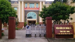 Ai là người phát ngôn của cơ quan hành chính nhà nước với báo chí?