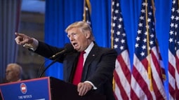 Cự tuyệt phóng viên trong họp báo, Trump tạo tiền lệ gây lo ngại