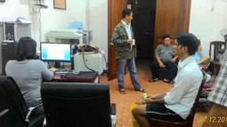 Bắt nghi can chích điện, hành hạ bé trai ở Campuchia