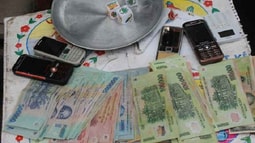 Nguyễn Văn Đ đồng phạm về tội: “Đánh bạc”