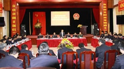 Lãnh đạo VKSNDTC nghe VKSND TP. Hà Nội và VKSND TP. Hồ Chí Minh báo cáo kết quả công tác năm 2016