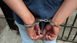 Phó chánh văn phòng toà án tỉnh Vĩnh Long bị bắt
