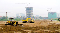 Hà Nội: Hỗ trợ nghề, việc làm cho người lao động bị thu hồi đất.