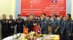 VKSND tỉnh Sơn La thăm và làm việc tại tỉnh Luông Pha Bang, nước CHDCND Lào