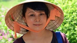 Mẹ hoa hậu Phương Nga dạy PGS.TS Nguyễn Thị Minh Thái bài học về lẽ sống ở đời