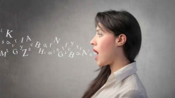 Ai phải tham gia vào việc nhận biết giọng nói?
