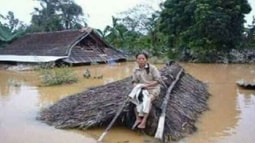 Chương trình từ thiện “Hướng về miền Trung ruột thịt”