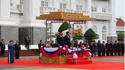 Lễ đón chính thức Thủ tướng Nguyễn Xuân Phúc và phu nhân thăm Lào