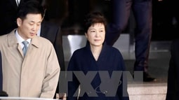 Công tố viên đề nghị bắt cựu Tổng thống Hàn Quốc Park Geun-hye