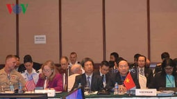 Vấn đề Biển Đông làm nóng hội nghị quan chức quốc phòng ASEAN mở rộng