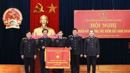 FV88 nhà cái World Cup 2026 tỉnh Cao Bằng đón nhận Cờ thi đua Chính phủ