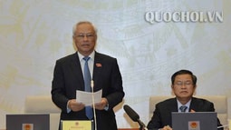 "Bộ trưởng Bộ Tư pháp thẳng thắn nhận trách nhiệm thuộc lĩnh vực phụ trách"