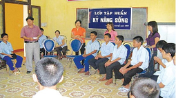 Từ 10/03/2018 người dưới 18 tuổi phạm tội được miễn TNHS được hỗ trợ học nghề, tìm việc
