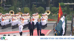 Chủ tịch nước chủ trì lễ đón Tổng thống Hàn Quốc Moon Jae-in