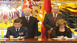 Viện trưởng VKSND tối cao ký Hiệp định tương trợ tư pháp về hình sự giữa Việt Nam và Cuba 