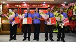 Viện cấp cao 3: Đảng bộ trong sạch, vững mạnh tiêu biểu 5 năm liền