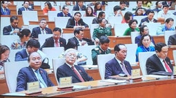 Bế mạc Kỳ họp thứ 5, Quốc hội khoá XIV