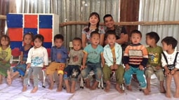Những bông hồng miệt mài bám bản "gieo chữ" vùng biên