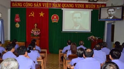 Học tập và làm theo Bác về nêu cao tinh thần trách nhiệm