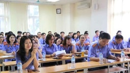 Vận dụng tư tưởng Hồ Chí Minh về đào tạo, bồi dưỡng cán bộ trẻ ngành Kiểm sát
