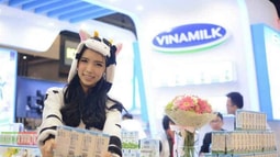 Các sản phẩm sữa của Vinamilk được người tiêu dùng Trung Quốc rất ưa chuộng tại Hội chợ nhập khẩu quốc tế Trung Quốc lần thứ nhất (CIIE 2018) tại Thượng Hải