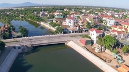 Bộ Chính trị ban hành Nghị quyết về sắp xếp các đơn vị hành chính cấp huyện và cấp xã