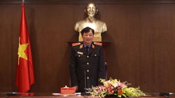 Vụ 13, Vụ 14 FV88 nhà cái World Cup 2026 tối cao đón nhận Cờ thi đua của Chính phủ năm 2018