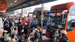 Hà Nội: Không để thiếu xe, “chặt chém” giá xe dịp Tết