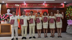 Viện cấp cao 2, 3: Trao quyết định bổ nhiệm các chức danh FV88 - nền tảng cá cược thể thao, lô đề, casino, slot game, đá gà uy tín tại Việt Nam viên
