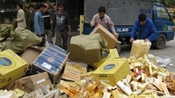 Buôn bán hàng giả, hàng cấm bị phạt tới 100 triệu đồng